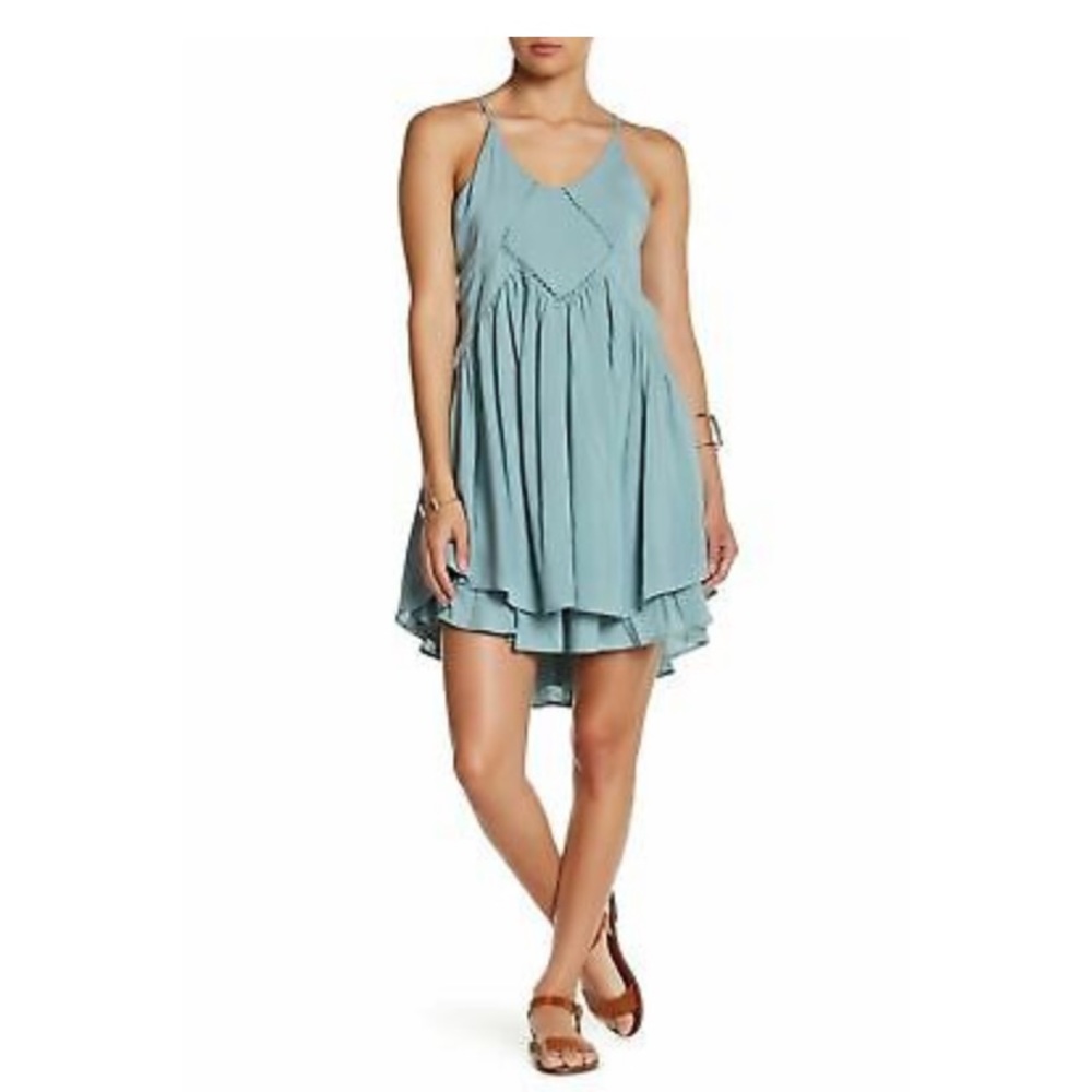 Romeo + Juliet • dusty aqua racerback dress size M